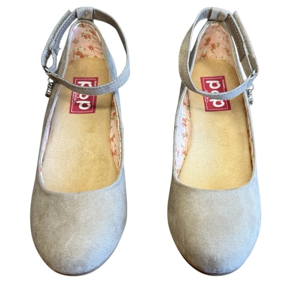 Pop Girls Memory Foam Taupe Success Wedge Heels/Sandals. Size 4. - Picture 4 of 16